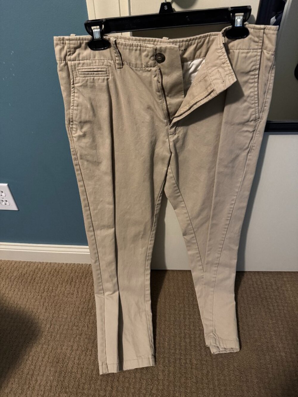 Old Navy 30x30 Khaki Pants